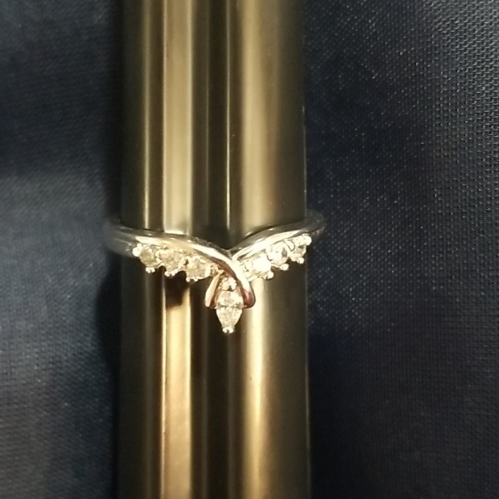 SPARKLY Lia Sophia Ring